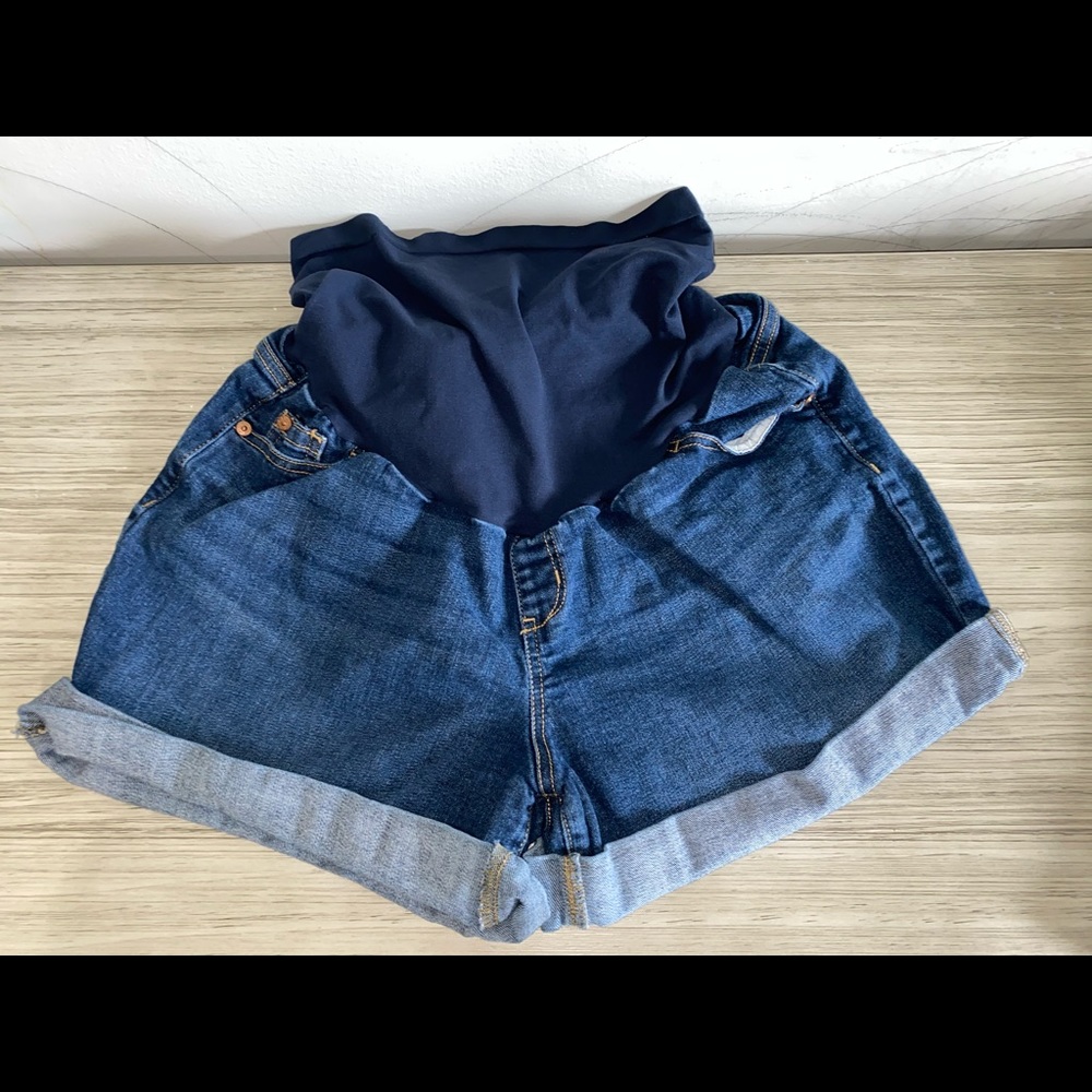 3 Pairs of Maternity Shorts